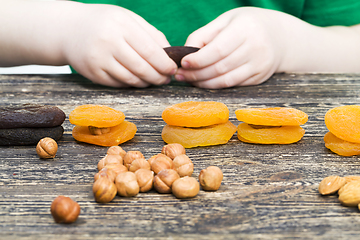 Image showing dehydrated apricots