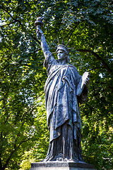 Image showing The statue of liberty in Luxembourg Gardens, Paris