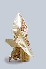 Image showing Belly dancer in gold