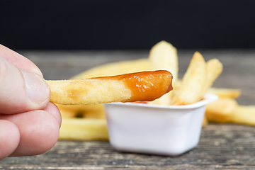 Image showing fresh yellow fries