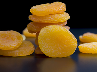 Image showing dehydrated dried apricots