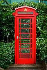 Image showing Red English telephone booth