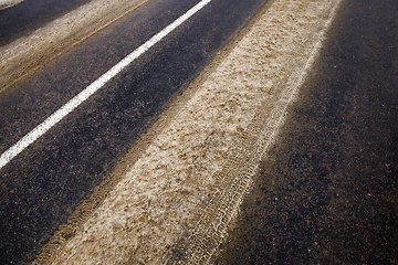 Image showing details of snow-covered road