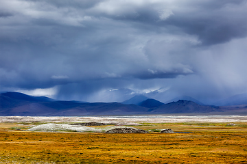 Image showing Himalayan lake Tso Kar in Himalayas, Ladakh, India