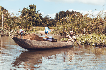 Image showing Life in madagascar countryside on river