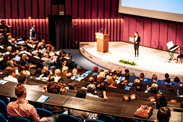 Image showing Woman giving presentation on business conference event.