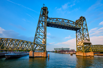 Image showing De Hef or Koningshavenbrug railway lift bridge over the Koningshaven in Rotterdam