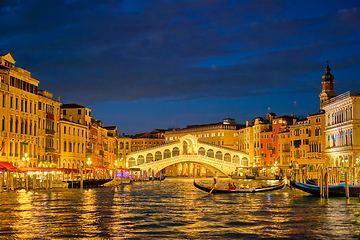 Image showing Rialto bridge Ponte di Rialto over Grand Canal at night in Venice, Italy