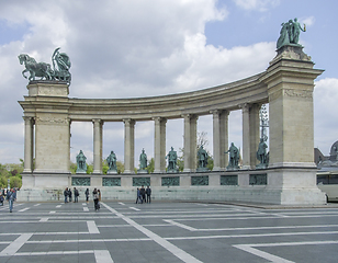 Image showing Heroes square in Budapest