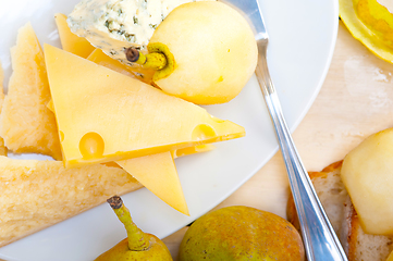 Image showing fresh pears and cheese