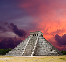 Image showing Mayan pyramid of Kukulcan El Castillo. Chichen-Itza, Mexico