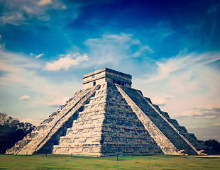 Image showing Mayan pyramid in Chichen-Itza, Mexico