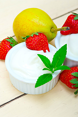 Image showing fruits and yogurt