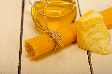 Image showing Italian pasta basic food ingredients