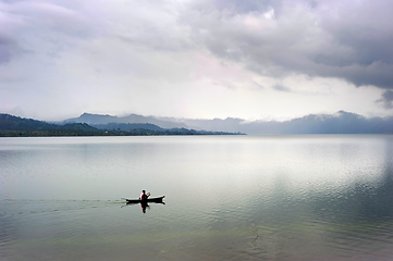 Image showing Balinese fisherman.  Batur lake