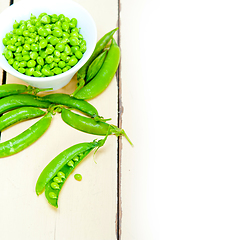 Image showing hearthy fresh green peas