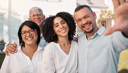 Image showing Family, parents and adult children in selfie outdoor, happy and relax on lawn, bonding and love in memory. Men, women and smile in picture, care and trust in garden, portrait and social media post