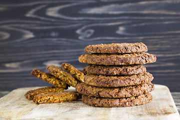 Image showing round-shaped cookies