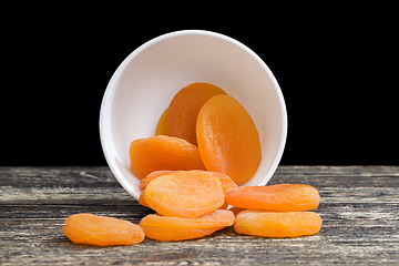 Image showing dehydrated dried apricots