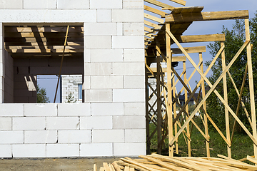 Image showing construction of a modern building