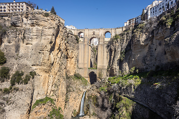 Image showing Panoramic view of Puente Nuevo over the Tagus gorge, Ronda, Spain