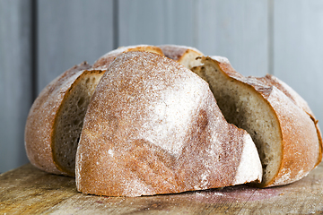 Image showing sliced bread round shape