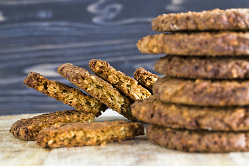 Image showing round-shaped cookies