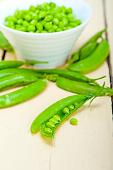 Image showing hearthy fresh green peas