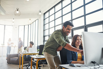 Image showing Mentorship, man and woman in coworking space with smile and advice at creative start up agency. Computer, desk and happy team leader coaching for designer internship in office with help and opinion.