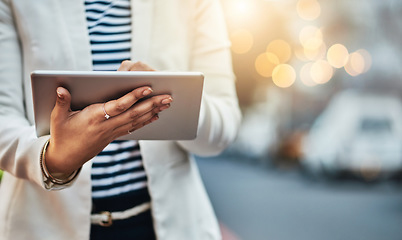 Image showing Tablet, city and hands of business woman typing for networking, online website and social media. Communication, travel mockup and female person on digital tech for internet, research and contact