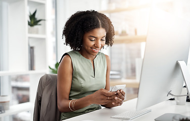 Image showing Business, smile and black woman with a smartphone, office and typing with connection, communication and social media. Female person, employee and entrepreneur with a cellphone, mobile app and network