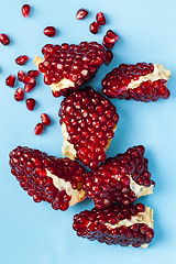 Image showing grains of ordinary red pomegranate