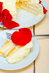 Image showing whipped cream mango cake