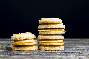 Image showing crumbly cookies