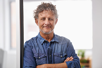 Image showing Portrait, mature and business man with arms crossed in office with pride for career, job or occupation. Entrepreneur, professional and male executive, confident boss and serious person from Australia