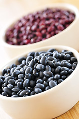 Image showing Black and red adzuki beans