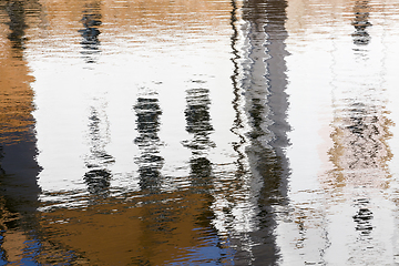 Image showing Reflection building in the water