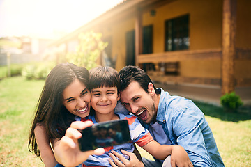 Image showing Happy family, relax and smile for selfie, photo or profile picture in social media vlog outside home. Mother, father and child smiling for fun memory, online post or holiday weekend break together