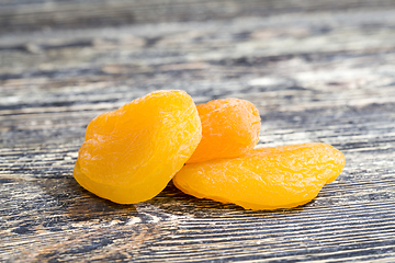 Image showing dehydrated dried apricots