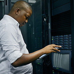 Image showing Server room, black man or technician with tablet for online cyber security glitch or software error. IT support, digital solution or African engineer fixing online network for information technology
