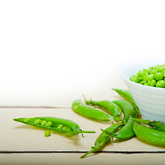 Image showing hearthy fresh green peas