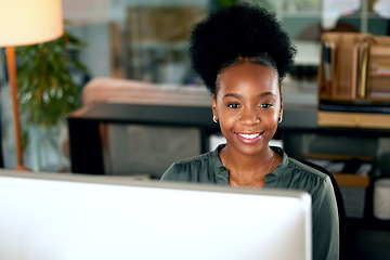 Image showing Portrait of black woman at computer with smile in modern office, and African receptionist working at startup. Happy face of businesswoman in office, small business and consultant at management agency