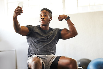 Image showing Selfie, muscle flex and man for gym, fitness and workout results, progress and social media update of body goals. Bodybuilder or african person with profile picture, photography and exercise in power