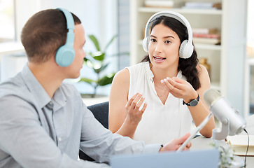 Image showing Conversation, man or woman live streaming podcast or online radio on social media broadcast together. Influencer host, teamwork or journalist reporters talking, communication or speaking of blog news