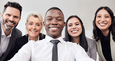 Image showing Selfie, friends and portrait with business people in office for social media, networking and teamwork. Collaboration, happy and solidarity with employee for diversity, team building and partnership