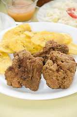 Image showing chicken bocas and tostones