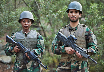 Image showing Gun, army portrait and people in forest training, outdoor shooting and military exercise, mission and jungle. Rifle, soldier teamwork and veteran man and woman in battlefield gear in woods or nature