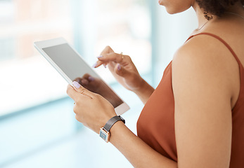 Image showing Hands on screen, tablet and business woman online for communication, internet and network. Female entrepreneur hand on mobile app for social media, management report or online search with connection