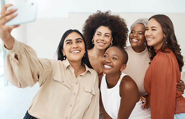 Image showing Creative woman, friends and smile for selfie, profile picture or social media business at office. Happy, friendly or diverse group of women smiling for photo, vlog or online post at workplace startup