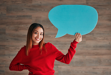 Image showing Business woman, speech bubble and smile by wall in portrait with opinion, social media mockup and workplace. Businesswoman, paper and poster for news, announcement and happy with sign, vote and voice